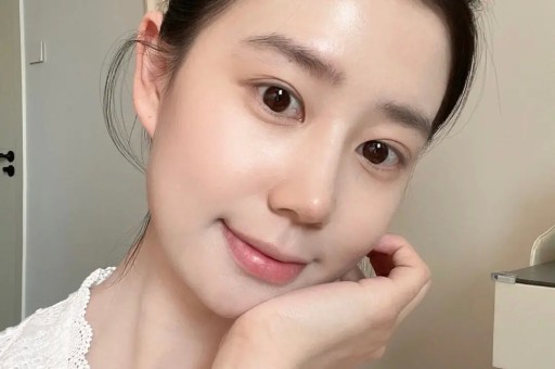 陪睡陪玩只是冰山一角明星曝出的圈中内幕一个比一个荒唐! 陪睡陪玩只是冰山一角明星曝出的圈中内幕一个比一个荒唐!